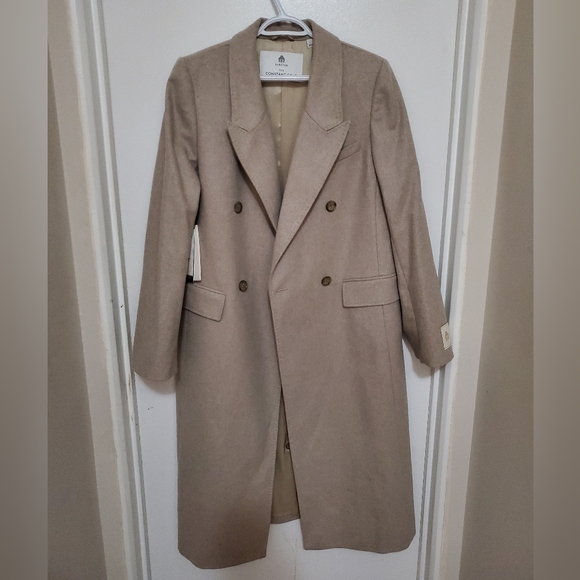 Aritzia The Constant Coat - Picture 1 of 7